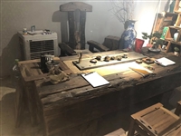 船木家具厂给大家简单介绍一下老船木家具保养注意事项；